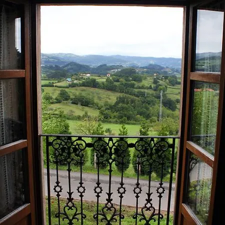 Escuelas De Fuentes Apartment