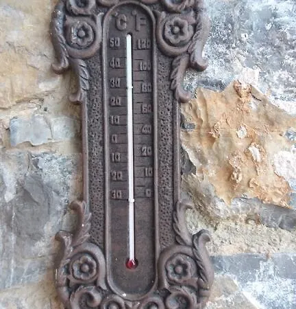 Escuelas De Fuentes Apartment