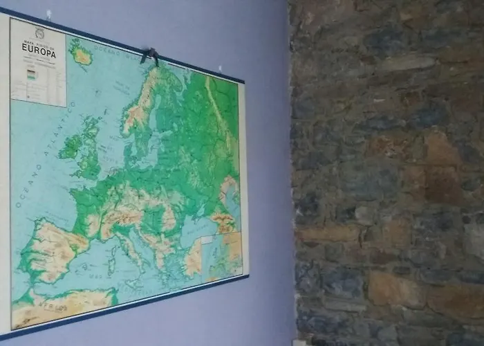 Escuelas De Fuentes * וילאביצ'יוסה